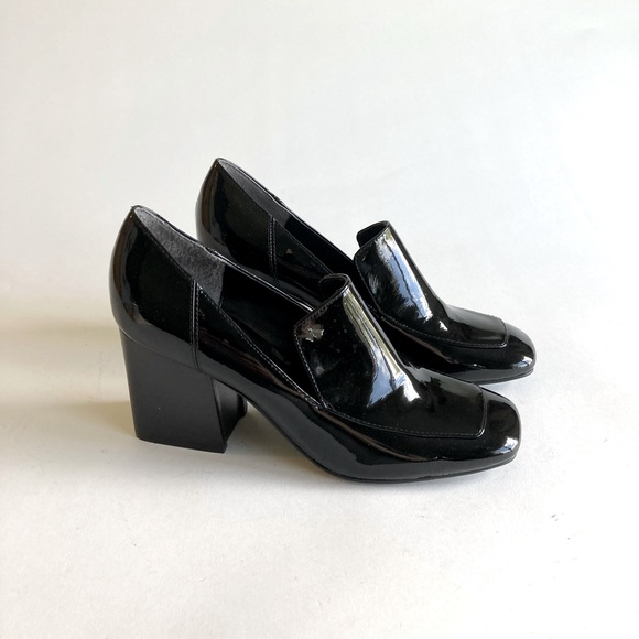 Marc Fisher Shoes - Marc Fisher Black Patent Leather Heels. Beautiful and classy.